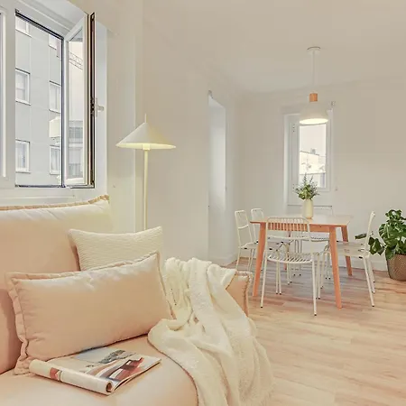 Hideaway Apartment *